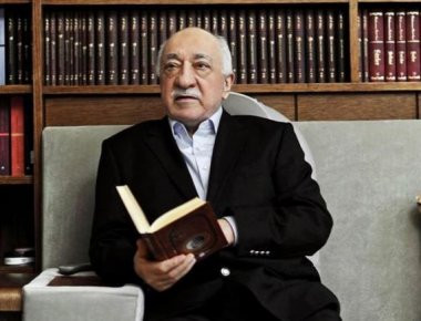 Η Μαλαισία απέλασε τρεις Τούρκους που φέρονται να συνδέονται με την οργάνωση Γκιουλέν